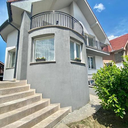 Anca'S Home Oradea Luaran gambar